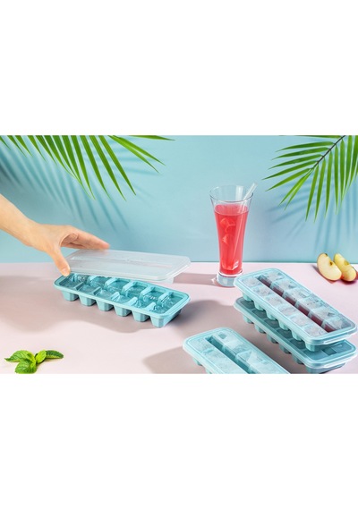 Kapaklı Büyük Boy Buz Kalıbı 12 Gözlü Buzluk Mavi Plastik Mavi Diğer