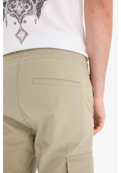 Defacto %100 Pamuk Regular Kargo Cepli Yazlık Jogger Paraşüt Pantolon E2181ax25smkh488 Haki Defacto %100 Pamuk Regular Kargo Cepli Yazlık Jogger Paraşüt Pantolon E2181ax25smkh488 Haki