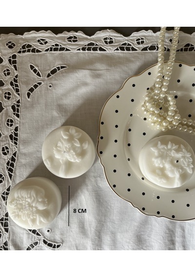 Çiçekli Kız Mum Set