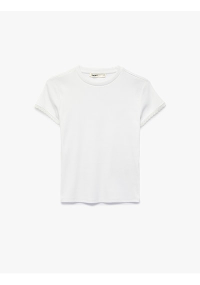 Koton Ribanalı Pamuklu Slim Fit Bisiklet Yaka Kısa Kollu Dantel Detaylı Tişört Beyaz 6sak50506ek Koton Ribanalı Pamuklu Slim Fit Bisiklet Yaka Kısa Kollu Dantel Detaylı Tişört Beyaz 6sak50506ek