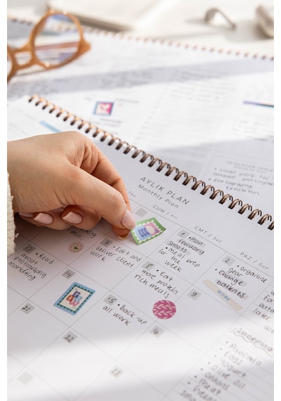 Süresiz Haftalık Spiralli Masaüstü Planlayıcı 24x34 Cm - Desk Planner Siyah Siyah
