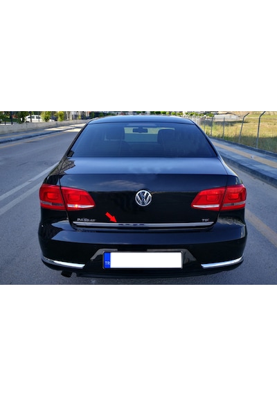 Volkswagen Passat B8 Krom Bagaj Alt Çıtası 2015 Sonrası