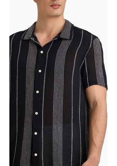 DeFacto Regular Fit Yazlık Polo Yaka Pamuklu Kısa Kollu Gömlek D7662AX25SPBK81