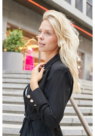 Kadın İpeksi Modal Kumaş Yakalı Cep Kapaklı Kolları Düğmeli Bağcıklı Uzun Blazer Baharlık Ceket-siyah Siyah Kadın İpeksi Modal Kumaş Yakalı Cep Kapaklı Kolları Düğmeli Bağcıklı Uzun Blazer Baharlık Ceket-siyah Siyah