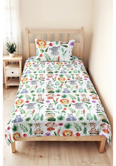 Evimde Bambaşka Yeşil Safari Erkek Çocuk Tek Kişilik Pike Takımı - Tropikal Renkli 160x220 CM Kapitone Yatak Örtüsü Evimde Bambaşka Yeşil Safari Erkek Çocuk Tek Kişilik Pike Takımı - Tropikal Renkli 160x220 CM Kapitone Yatak Örtüsü