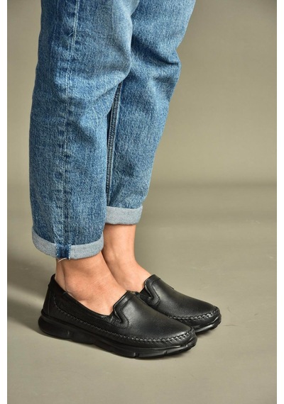 Fox Shoes U555060203 Siyah Hakiki Deri Comfort Ortopedik Taban Günlük Kadın Ayakkabı Siyah Fox Shoes U555060203 Siyah Hakiki Deri Comfort Ortopedik Taban Günlük Kadın Ayakkabı Siyah