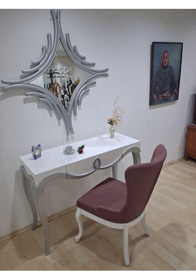 Dresuar Cnc Kabartma 90664 Model Aynalı Gökyüzü Sandalye Ayak Parlak Beyaz Gri Renk Beyaz - Gri Dresuar Cnc Kabartma 90664 Model Aynalı Gökyüzü Sandalye Ayak Parlak Beyaz Gri Renk Beyaz - Gri