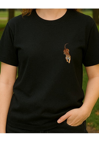 Etnik Kaplan Baskısı Tasarımlı T-shirt Siyah