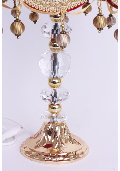 Kırmızı Redviev Cristal Abajur Broşlu Başlık Kristal Metal Ayaklı Klasik Model Abajur 50x30cm