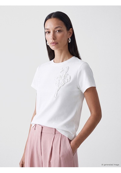 Lcw Everyday Beyaz Soft Touch Çiçek Aplikeli Bluz