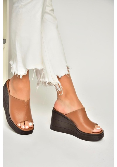 Fox Shoes P555961203 Taba Hakiki Deri Dolgu Topuklu Kadın Terlik Taba-hakiki Deri Taba