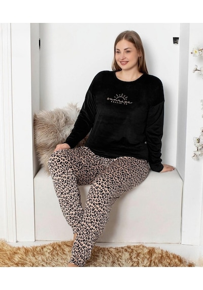 Pijamoni Kadın Kadife Büyük Beden Bisiklet Yaka Uzun Kol Pijama Takımı 4230/1- 1 Adet Siyah Pijamoni Kadın Kadife Büyük Beden Bisiklet Yaka Uzun Kol Pijama Takımı 4230/1- 1 Adet Siyah