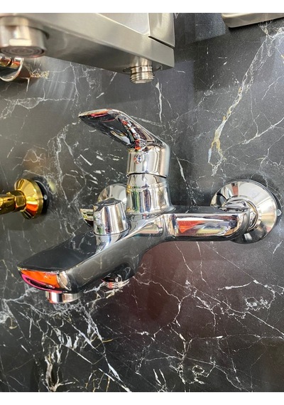 İsaoğlu Yapı Gümüş Banyo Bataryası Kare Büyük Tasarım Krom Duş Musluğu Banyo Armatür Gümüş