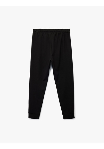 Koton Fermuarlı Cepli Beli Bağcıklı Viskon Karışımlı Spor Jogger Eşofman Altı Siyah 6wam40004nk Siyah Koton Fermuarlı Cepli Beli Bağcıklı Viskon Karışımlı Spor Jogger Eşofman Altı Siyah 6wam40004nk Siyah