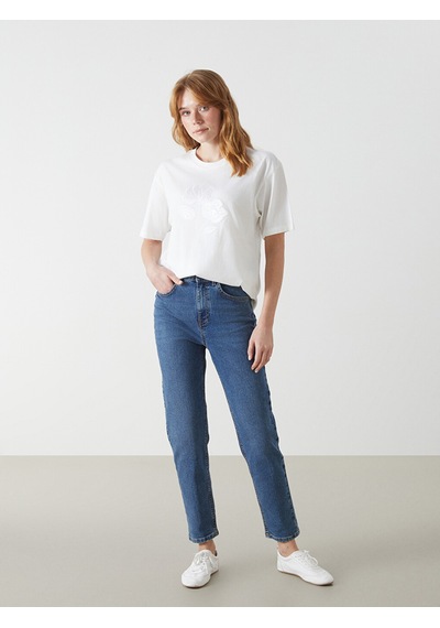 Lcw Vision Beyaz Çiçekli Oversize %100 Pamuklu Kadın Tişört