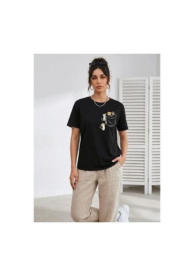 Butik İstanbul Sevimli Kedi Cep Baskılı Tişört Kısa Kol Yazlık T-shirt - Siyah Butik İstanbul Sevimli Kedi Cep Baskılı Tişört Kısa Kol Yazlık T-shirt - Siyah