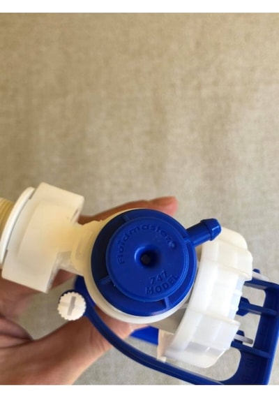 Fluidmaster 747 Gömme Rezervuar Şamandırası - Tuvalet Dolum Valfi Beyaz