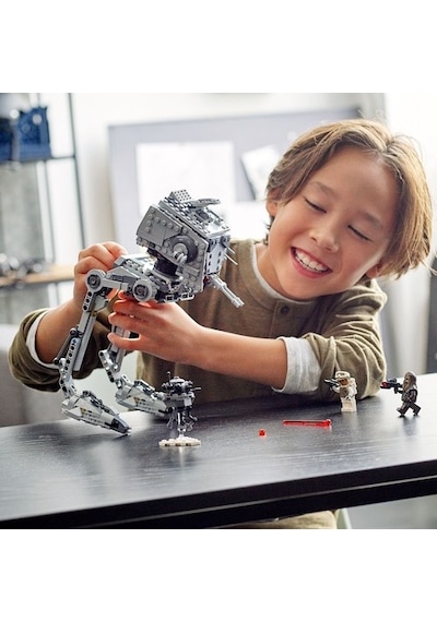 LEGO® Star Wars 75322 Hoth At St 586 Parça