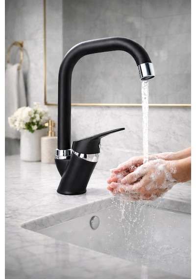 Köşe Borulu Siyah Banyo Lavabo Bataryası Musluğu Siyah
