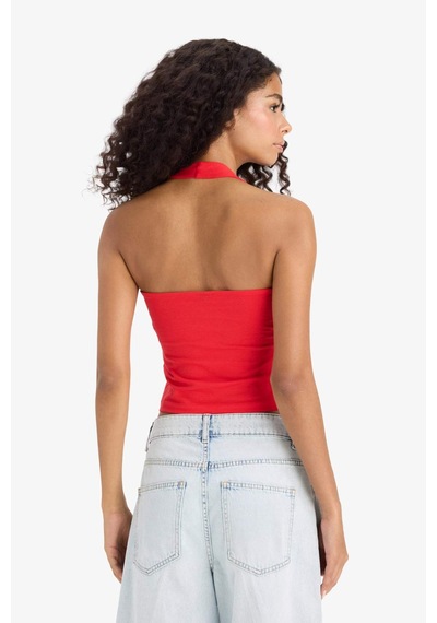 DeFacto Fit Dar Kesim Crop Halter Yaka Kırmızı Bluz F6279AX25SMRD51