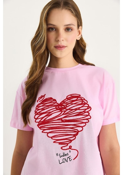 Shade Kadın Pamuklu Kısa Kollu Bisiklet Yaka Kalp Nakışlı T-shirt 60602028 - Pembe