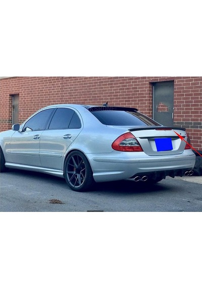 Mercedes E W211 Bagaj Üstü Spoiler Parlak Siyah Spoyler Plastik İthal 2002-2009