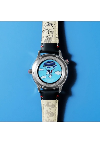 Avı-8 Hawker Hurricane Av-4151-01 Mckellar Dual Time Peanuts Snoopy Flying Ace Limited Edition Erkek Gri