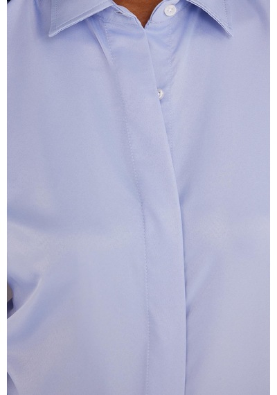 Tudors Kadın Slim Fit Dar Kesim Vucüda Oturan Uzun Kollu Gizli Düğme Detaylı Mavi Basic Gömlek-35556 Mavi