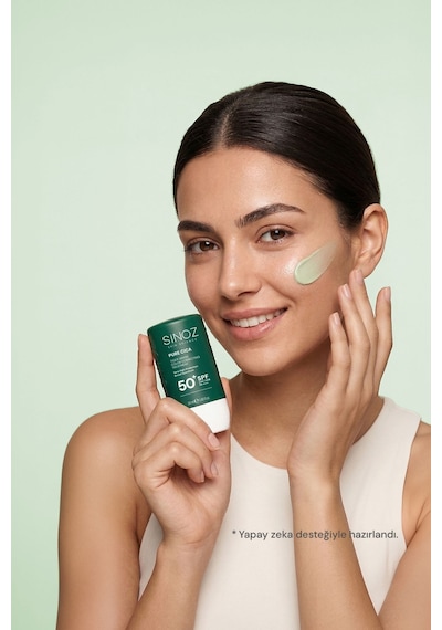 Sinoz Pure Cica Tiger Grass Anında Ton Eşitleyici Onarıcı ve Nemlendirici Sıvı Yüz Güneş Kremi SPF50+ PA++++ 50 ML