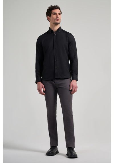 İmza Uzun Kol Desenli Armürlü Düğmeli Yaka Cepsiz Pamuklu Casual Slim Fit Gömlek 1004250206 Siyah İmza Uzun Kol Desenli Armürlü Düğmeli Yaka Cepsiz Pamuklu Casual Slim Fit Gömlek 1004250206 Siyah