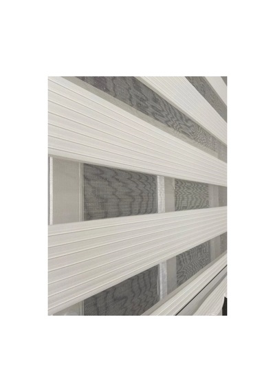 Beyaz Geniş Pliseli Zebra Stor Perde Etek Dilimli Alüminyum Kasa+etek Dilimi Hediye