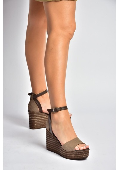 Fox Shoes Y996559102 Kahverengi Dolgu Topuklu Kadın Ayakkabı