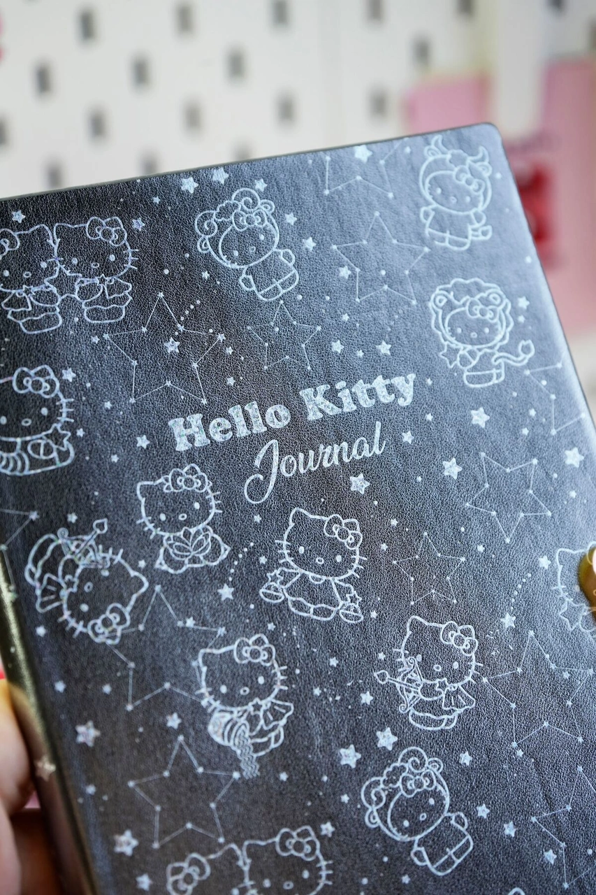 Hello Kitty Smyth Flexy Vegan Deri Kapaklı Defter 13x18 Cm, Çizgili, Koleksiyon Kapaklar Platiinum