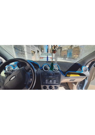 2002-2009 Modellerine Uygun Ford Fiesta Torpido Koruma Halısı Siyah Kenar Renk Siyah