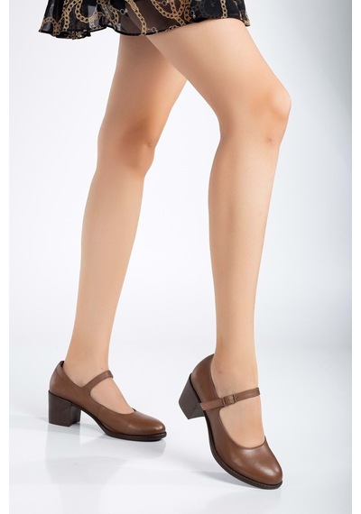Analin Shoes Kadın Hakiki Deri Bantlı Topuklu Ayakkabı Ceviz