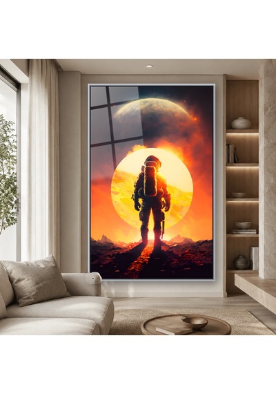Güneş Önünde Yürüyen Astronot Gümüş Çerçeveli Cam Tablo