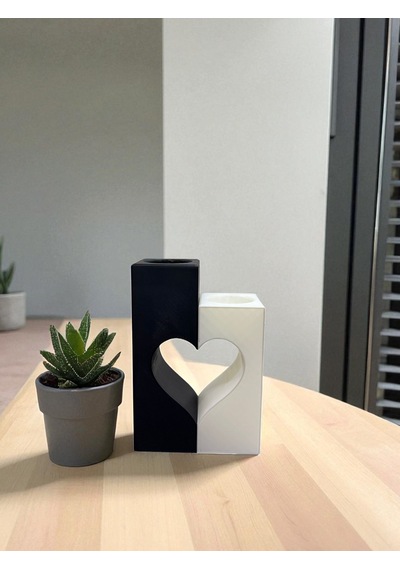Kalp Detaylı İkili Led Tealight Mumluk Siyah Beyaz Romantik Dekoratif Set