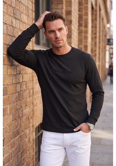 Deepsea Erkek Slim Fit Likralı Çizgi Dokulu Siyah Sweatshirt Bisiklet Yaka Nakışlı Spor Şık Sweat 2708518 Deepsea Erkek Slim Fit Likralı Çizgi Dokulu Siyah Sweatshirt Bisiklet Yaka Nakışlı Spor Şık Sweat 2708518