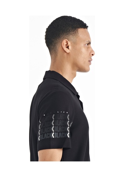Tommylife Tommy Life Siyah Kol Baskı Detaylı Polo Yaka Standart Form Erkek T-shirt - 88240 Siyah