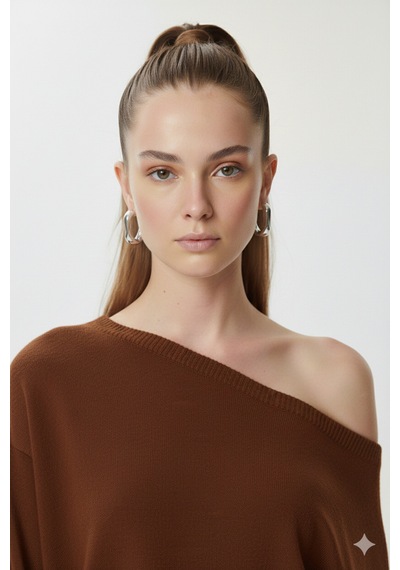 Fiolin Omuzu Açık Off Shoulder Triko Kazak kahverengi