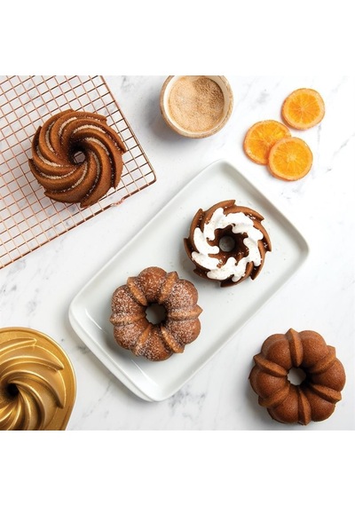 Nordicware 97277 Klasik Bundt 2 Li Kek Kalıbı Altın