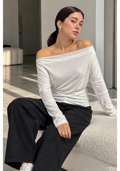 Bb Butik Basic Kadın Madonna Yaka Dökümlü Modal Uzun Kollu Bluz My3535 Beyaz