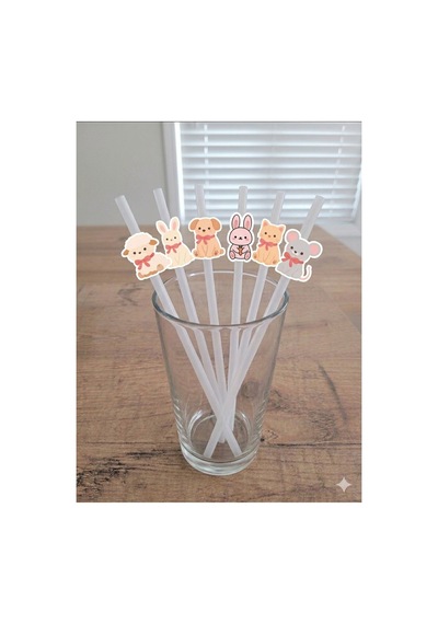 12 Li Sevimli Hayvanlar Konsept Cupcake Kürdan Süsü Ve Parti Pipeti Seti. Beyaz