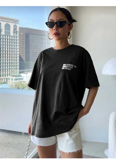Kozia Outdoors Malkoçbey Cherısh Tıme Baskılı Overisze Unisex Basic T-shirt SIYAH Kozia Outdoors Malkoçbey Cherısh Tıme Baskılı Overisze Unisex Basic T-shirt SIYAH