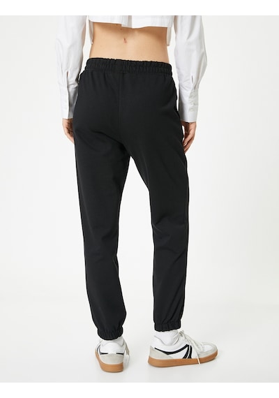 Koton Jogger Eşofman Altı Cepli Rahat Kalıp Siyah 5wal40011ık Siyah Koton Jogger Eşofman Altı Cepli Rahat Kalıp Siyah 5wal40011ık Siyah