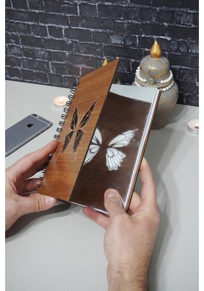 Kelebek Desenli Ahşap Defter - Ajanda - Çizgisiz Resim Defteri Ahşap Rengi Ceviz A5 Notebook
