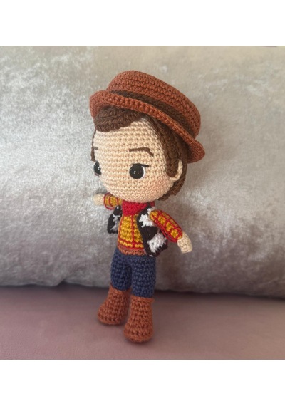Toy Story Woody Amigurumi Oyuncak 18 Cm 001
