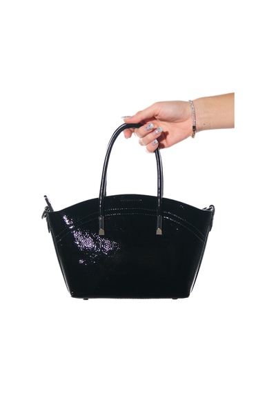 Luvishoes 1375 Siyah Kırışık Rugan Kadın Kol Çantası Siyah Rugan