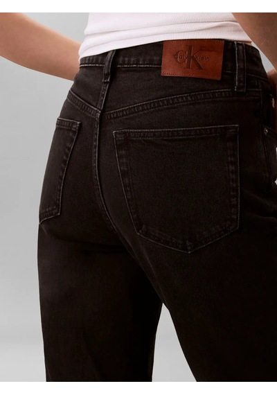 Calvin Klein Hıgh Rıse Straıght M, Q2l Siyah Kadın Kot Pantolon Calvin Klein Hıgh Rıse Straıght M, Q2l Siyah Kadın Kot Pantolon