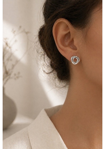 Spiral Düğüm Küpe Altın Gümüş Renk Minimal Şık Günlük Kullanım 1. 06626427